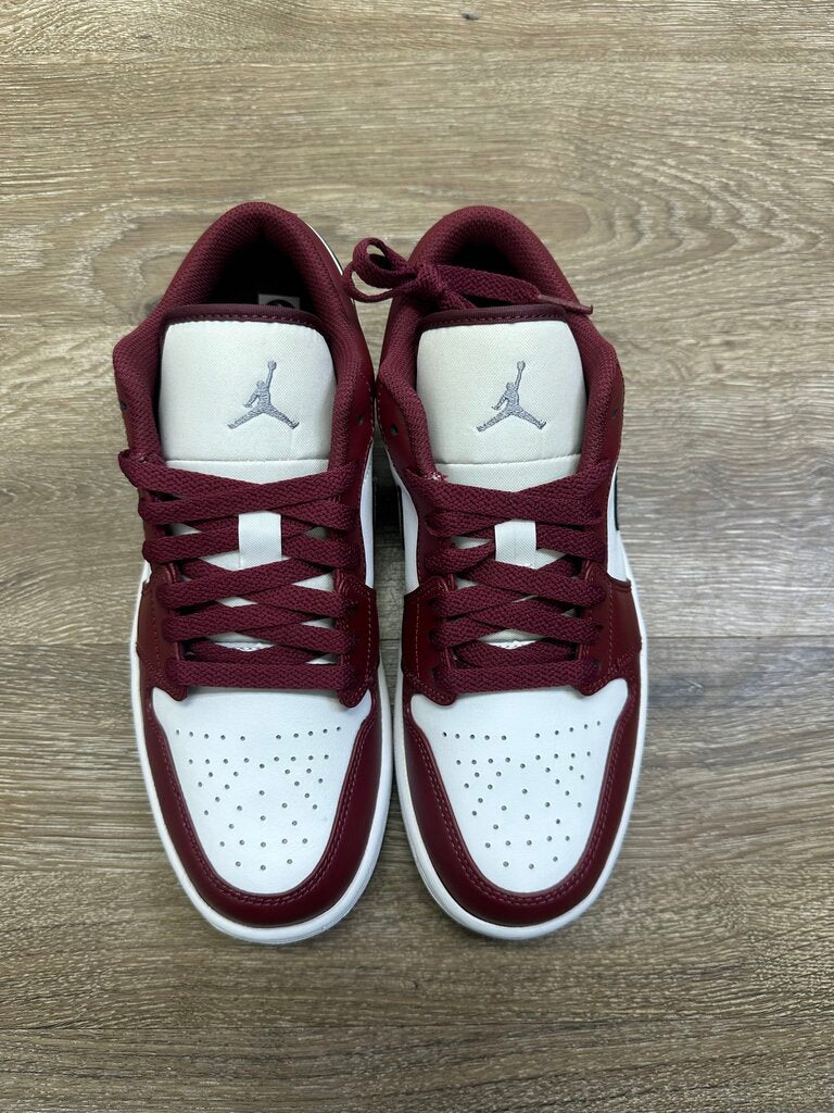 New Jordan 1 Low White Bordeaux size 8