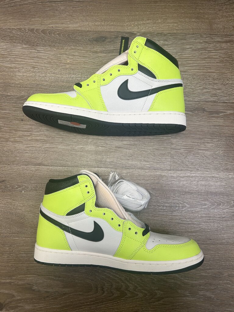 New Jordan 1 Visonaire size 11.5(no box)
