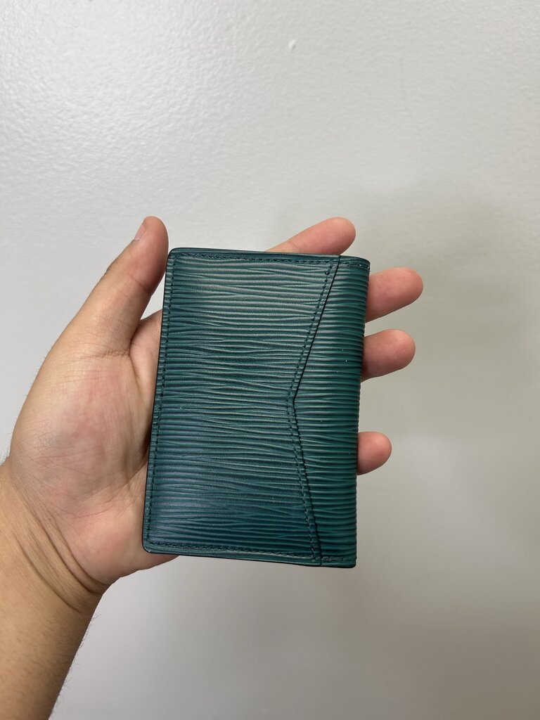 Preowned Louis Vuitton Green Bifold