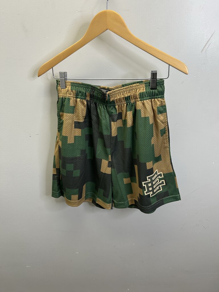 New EE Grey Digital Camp Shorts size L