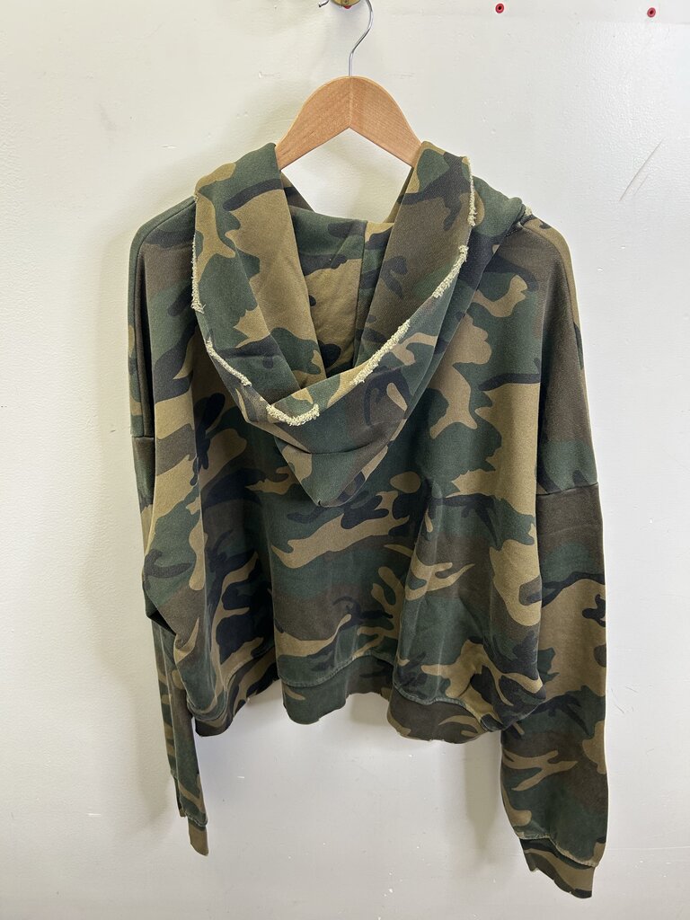 New Gv Gallery Camo Zip Up Hoodie Sz.Medium