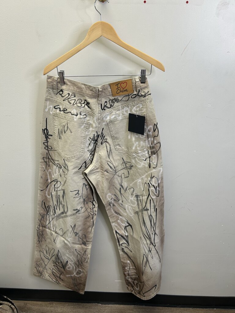 New HMDD Graffiti Cream Denim Size Large
