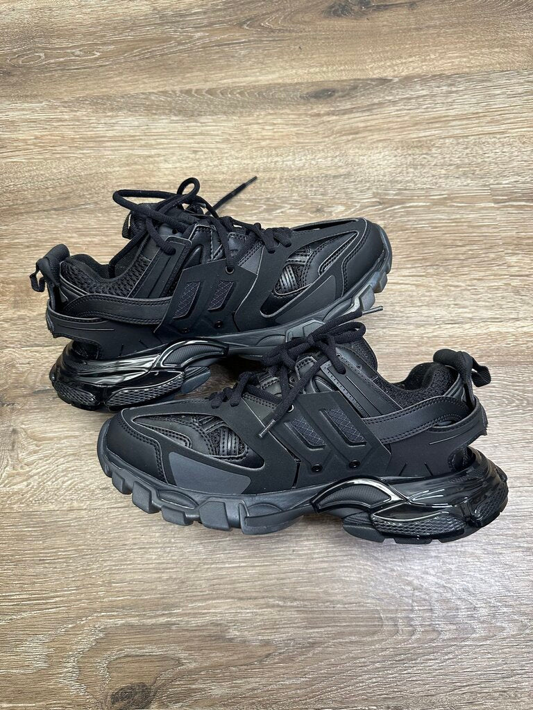 Preowned Balenciaga Track Black Sz 39