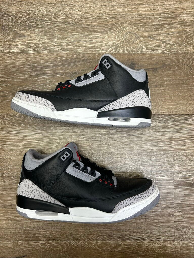Preowned Jordan 3 Black Cement Reimagine size 11(no box)