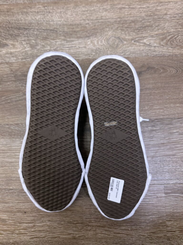Preowned MMY Converse Low Black White Size 45