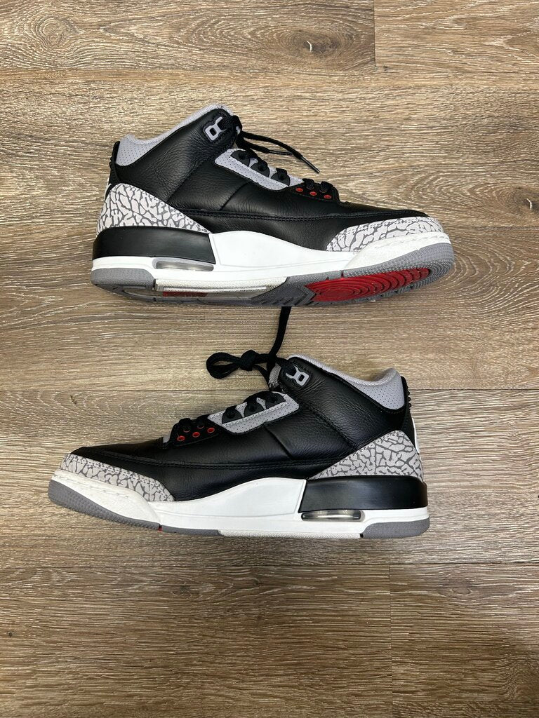 Preowned Jordan 3 Black Cement size 9