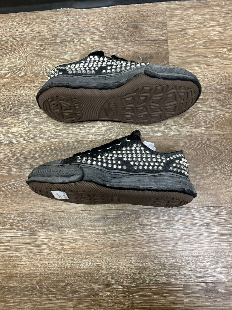 Preowned MMY Converse Black Studded Size 42