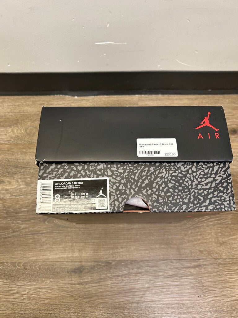 Preowned Jordan 3 Black Cat sz.8