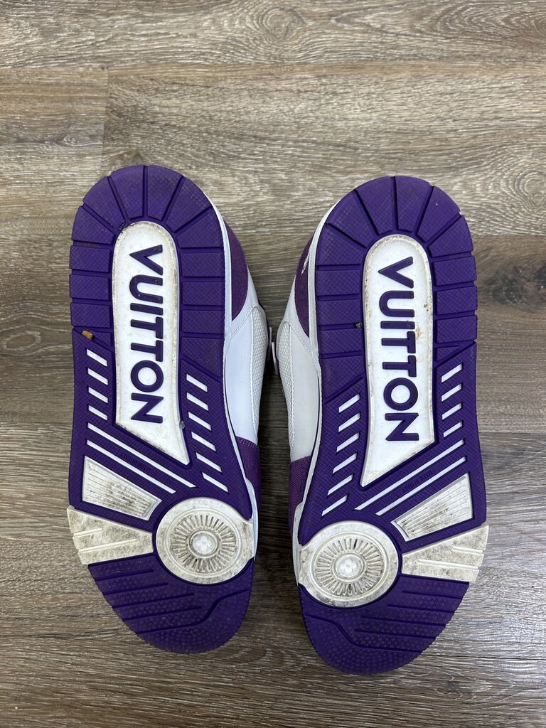 Preowned Louis Vuitton Purple Trainer size 8(10)