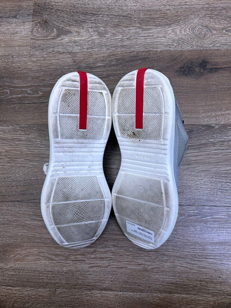 Preowned Prada Americas Cups Grey Size 7 (9M)