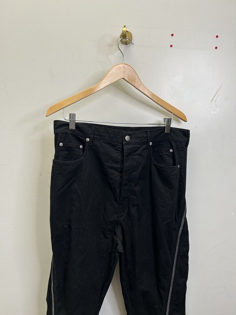 Preowned Rick Owens Black Banana Zipper Pants sz. 32
