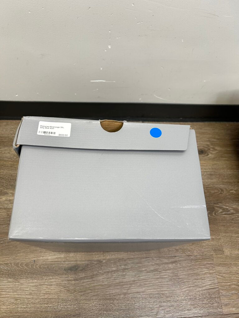 Preowned Balenciaga 3XL Grey Blue sz.41