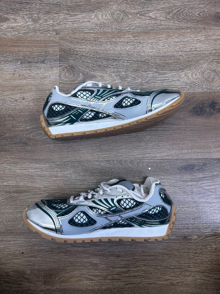Preowned Bottega Orbit Eagles Green White Silver sz.43(41-42M)