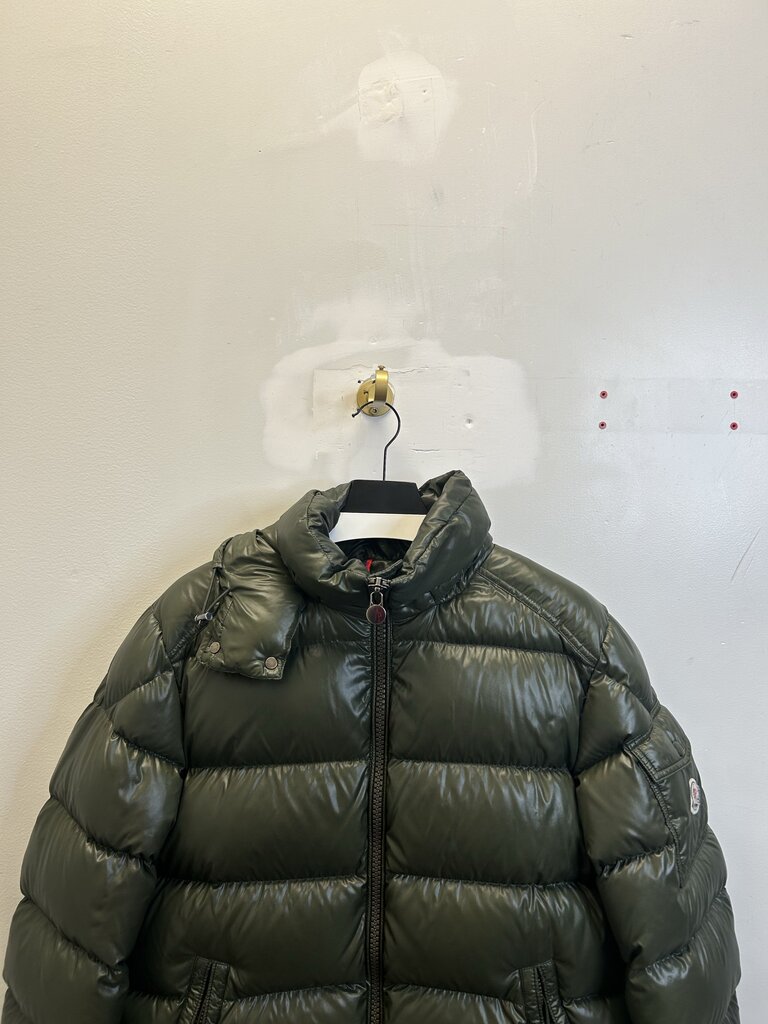 Preowned Moncler Maya Olive Hooded Puffer size 3