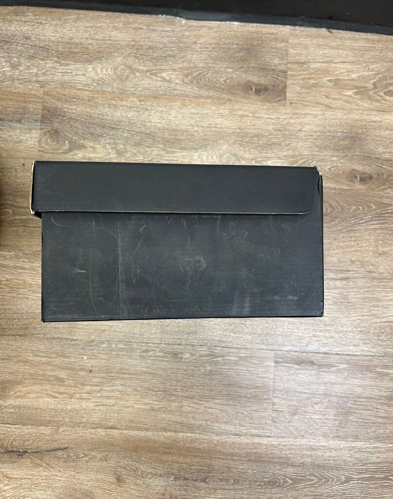 Preowned Prada America Cup Black Green Mint sz.6(7.5M)