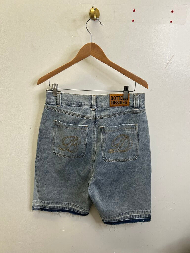 New Bottega Desires Lightwash Denim Shorts size 30