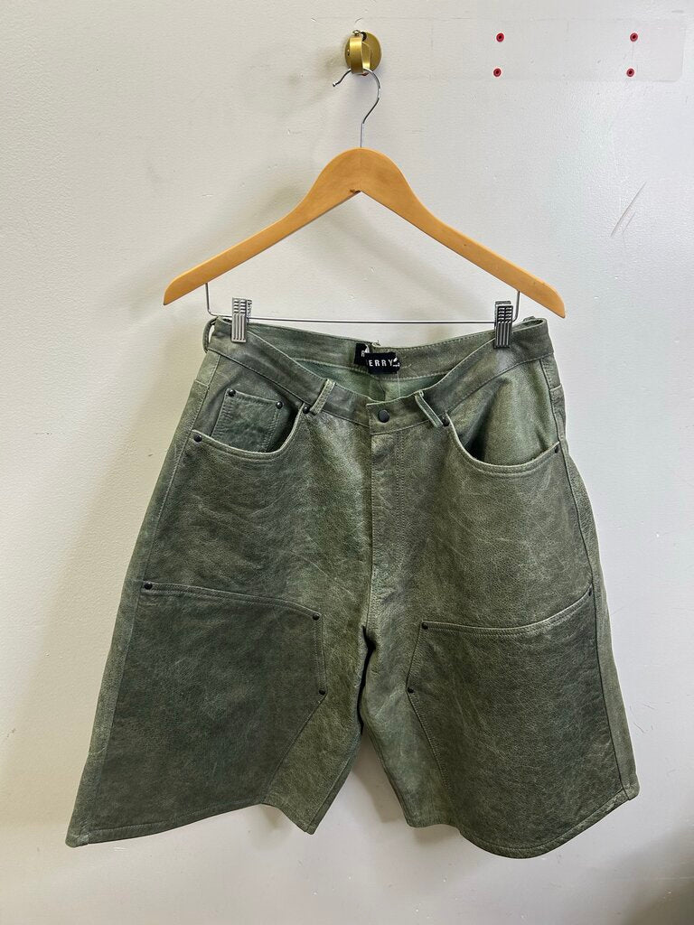 New GV Green Leather Shorts size M