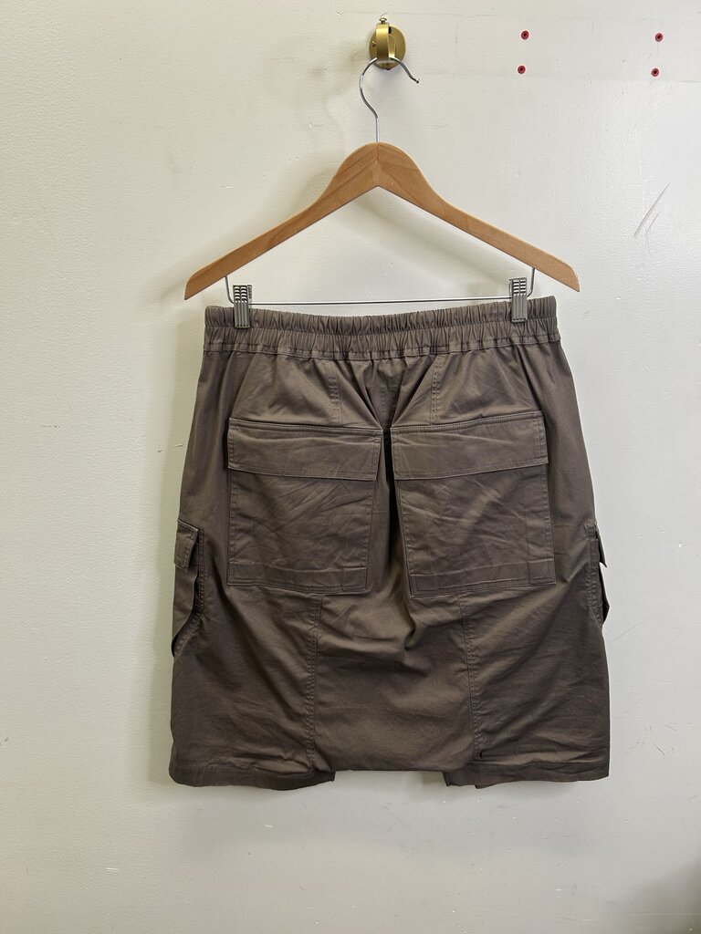 Preowned Rick Owens Dust Cargo Shorts size M