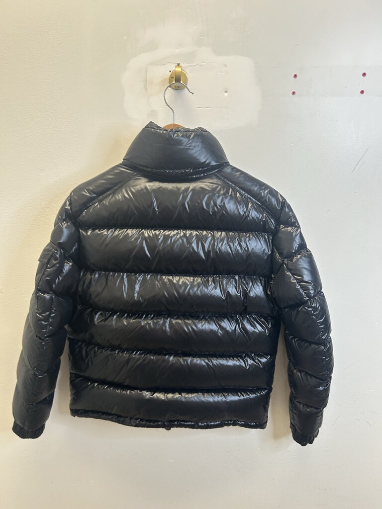 Preowned Moncler Black Puffer Size 3