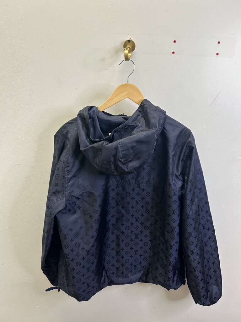 Preowned Louis Vuitton Monogram Navy Windbreaker size 50(M/L)