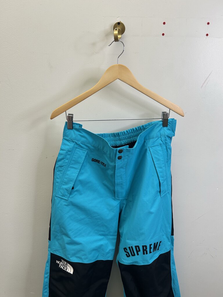 Preowned Supreme Teal Snowboard Pants size M