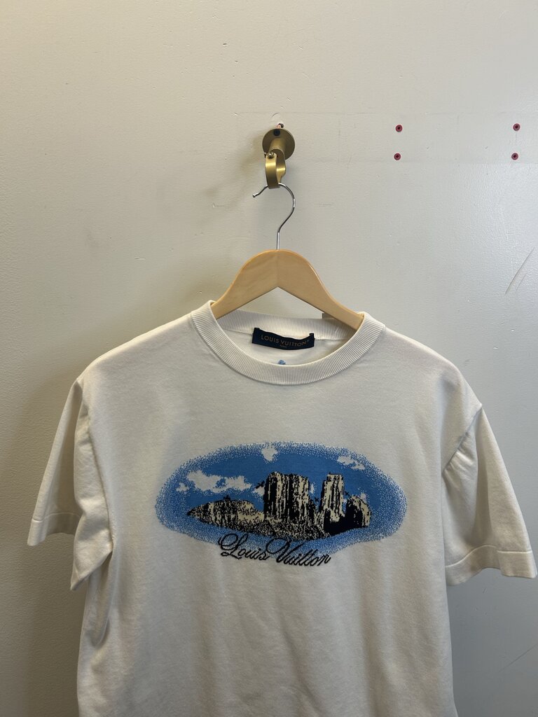 Preowned Louis Vuitton Old Town Logo White Tee size S