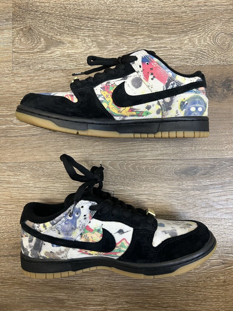 Preowned Nike SB Supreme Size 6.5
