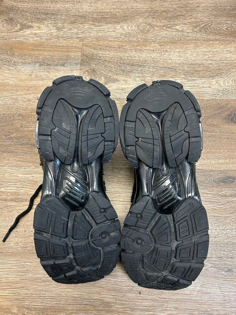 Preowned Balenciaga Runner Black Sz. 41