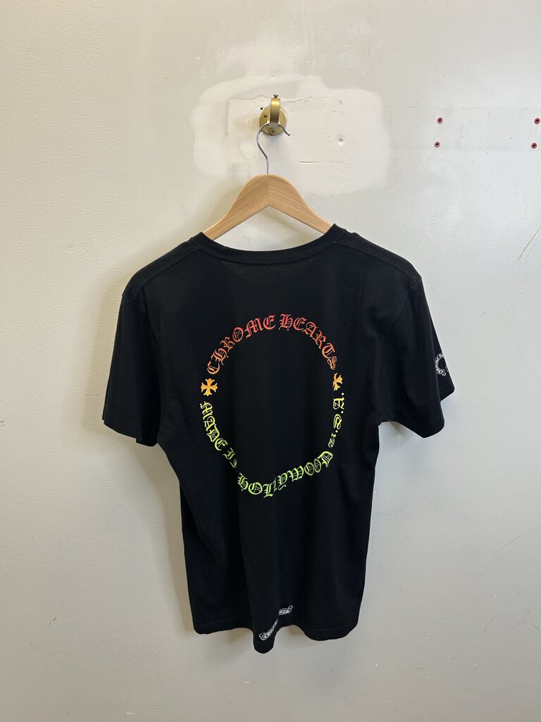 Preowned Chrome Heart Gradient Circle Logo Black Tee size M