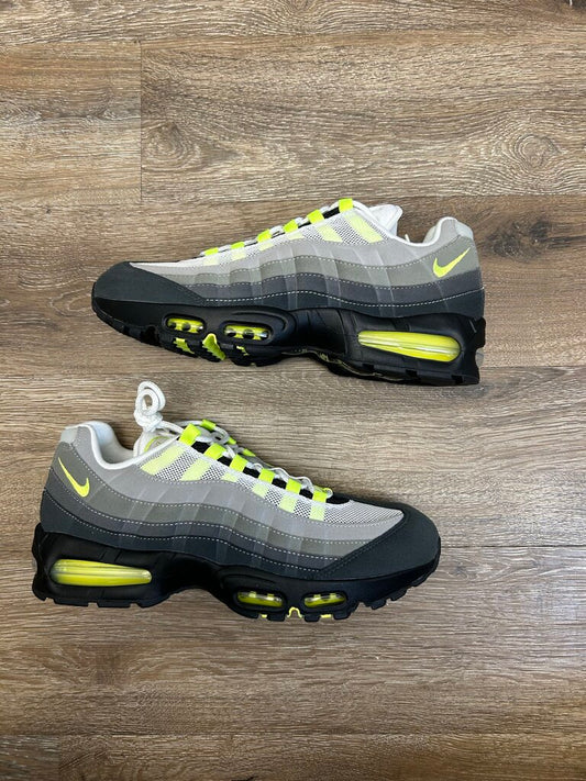 New Air Max 95 Neon size 11.5