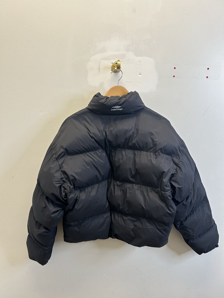 Preowned Balenciaga 3B Black Puffer sz.38(S)