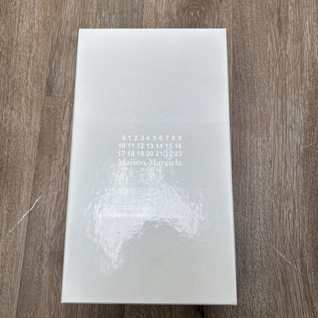 Preowned Maison Margiela Replica Gat Teal sz.37.5