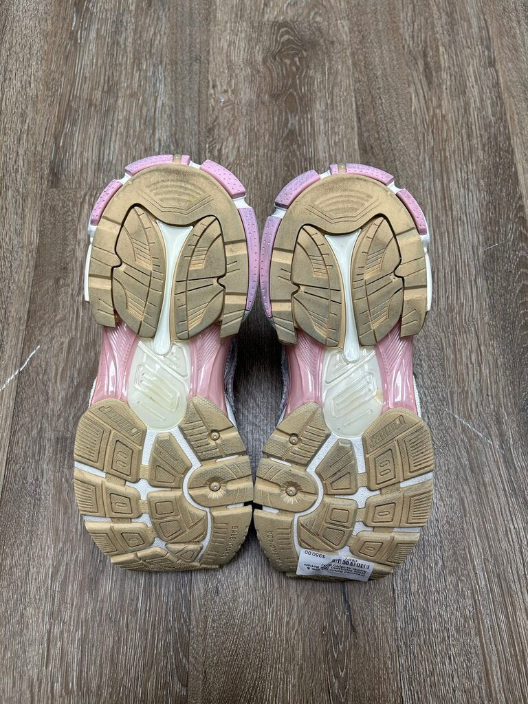 Preowned Balenciaga Pink & White Distressed Gum Bottom Runner sz.38(NO BOX)