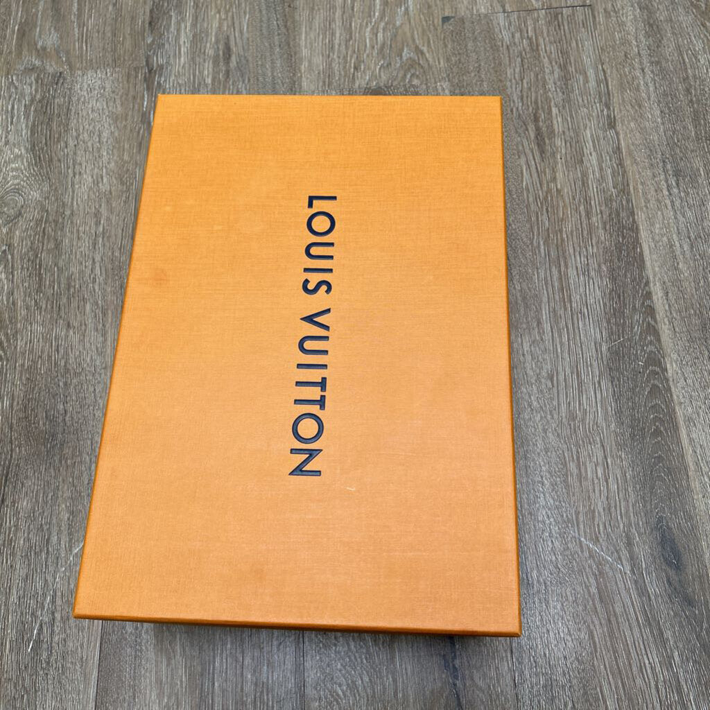 Preowned Louis Vuitton Black White Denim Monogram Trainer Sz.10/12M