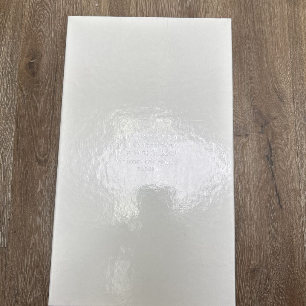 New Maison Margiela Black Gum Replica Gat sz.44.5