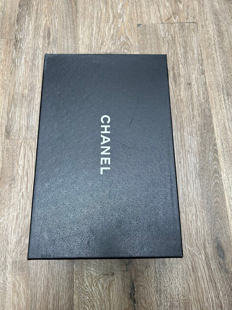 Preowned Chanel Runner Sock Collar Black Grey size 42