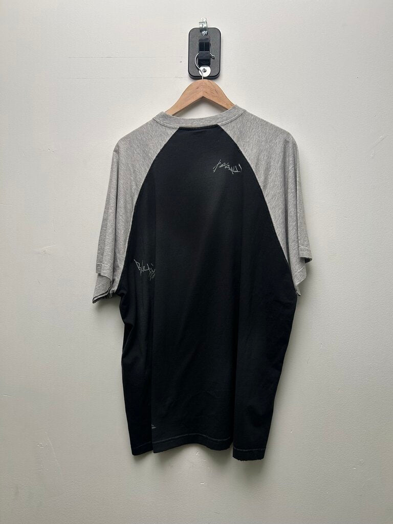 New Balenciaga Graffiti Grey Tee Size Medium