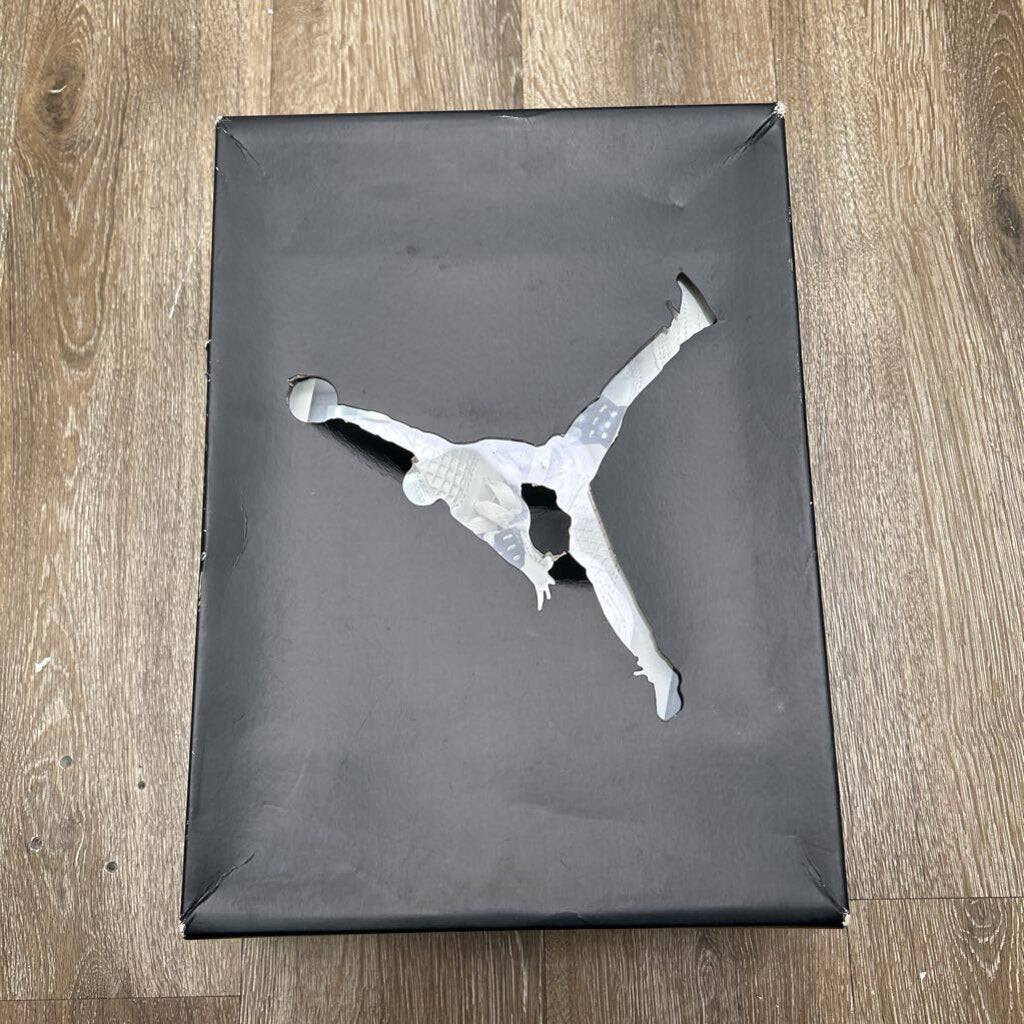 New Jordan 4 Flight Club Size 11