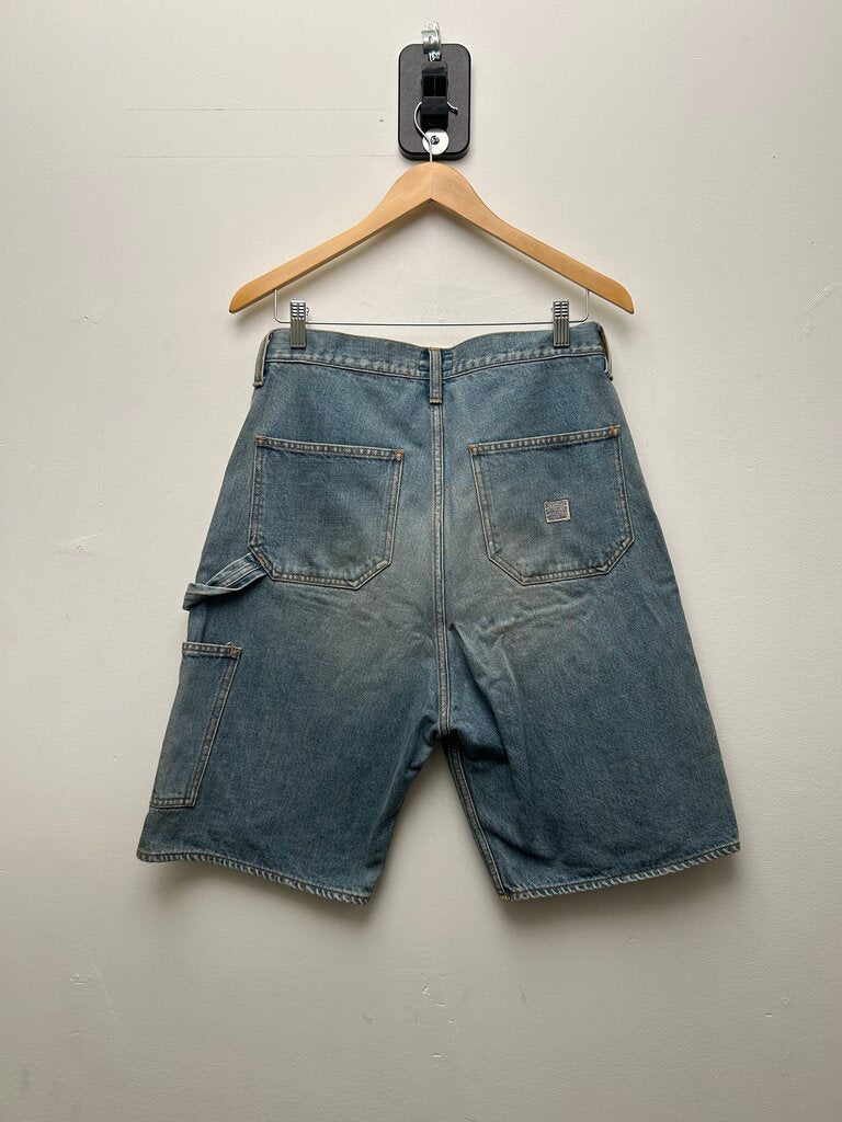 Preowned Kapital Lightwash Rhinestone Shorts Size 32