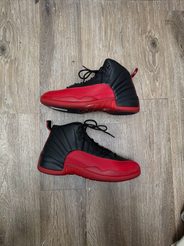 Preowned Jordan 12 Flu Game sz.12 (NO BOX)