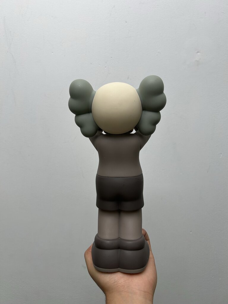 Preowned KAWS Brown Holiday UK Cover Eyes Figure ( NO BOX)