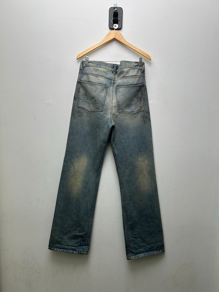 Preowned Satoshi Distressed Lightwash Denim sz.32