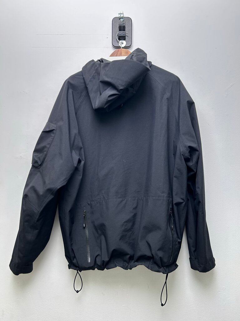Preowned Supreme Goretex Tech Shell Black Jacket