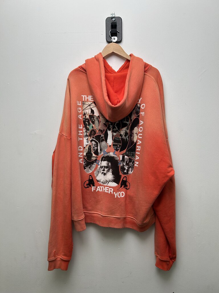 New Paly Red The Source Hoodie sz.XL/XXL 2XL