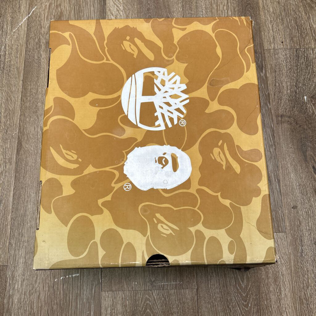 Preowned Bape Timberland Size 10