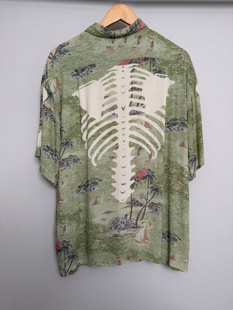 Preowned Kapital Bone Green Tiki Button Up size 5