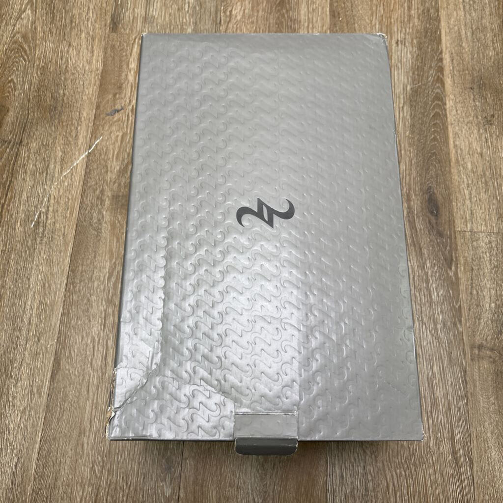Preowned SGA 001 Grey Sz.11.5
