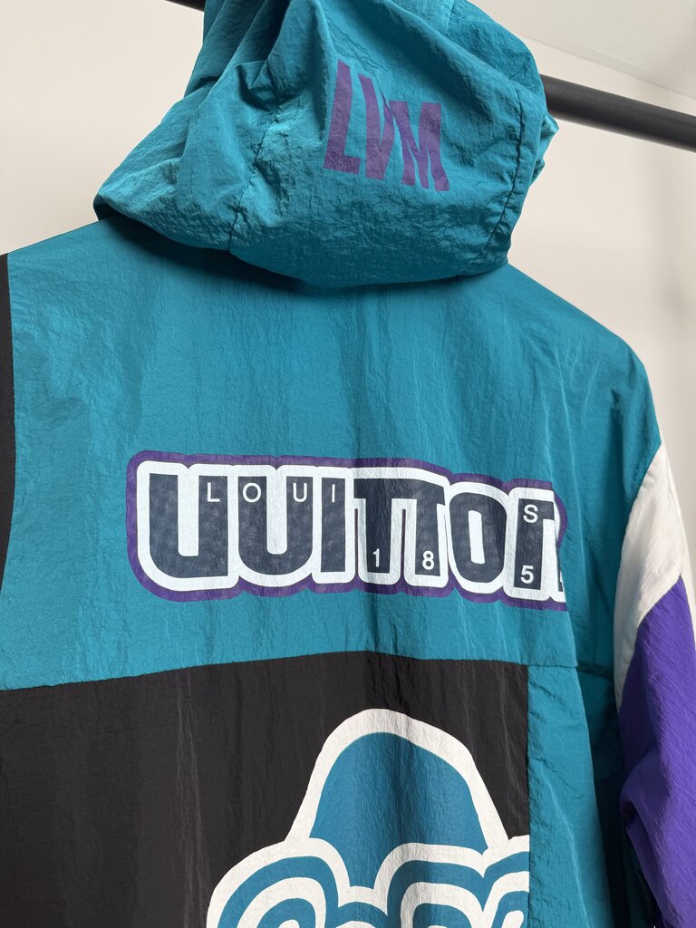 Pre-Owned Louis Vuitton 54 Hooded Teal White. Windbreaker Sz. L