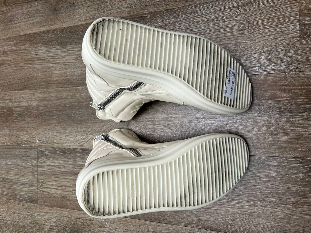 Preowned Rick Owens Geobasket Milk White Sz.43.5 (No Box)