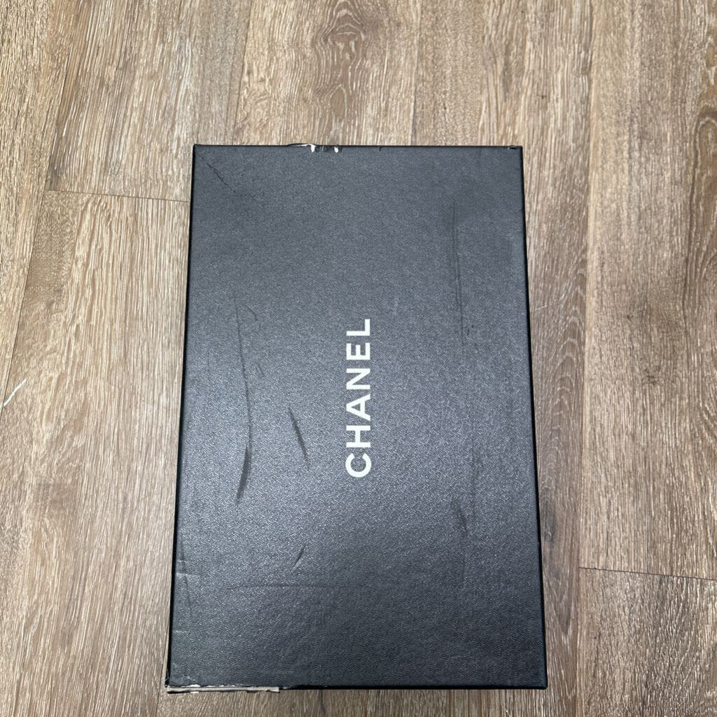 Preowned Chanel Navy Mini cc Sneaker sz.42